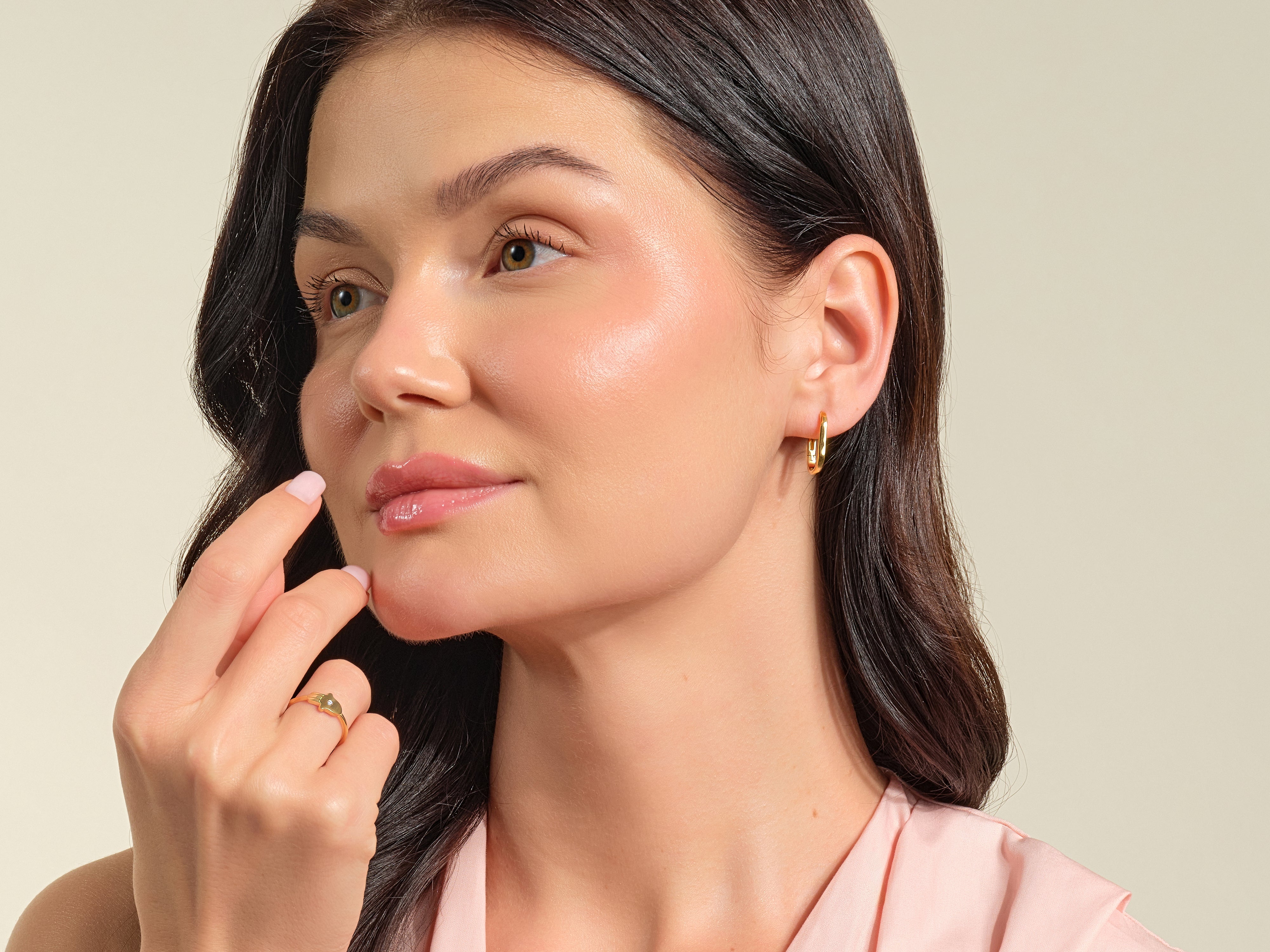 ELONGATED OVAL HOOP KÜPE