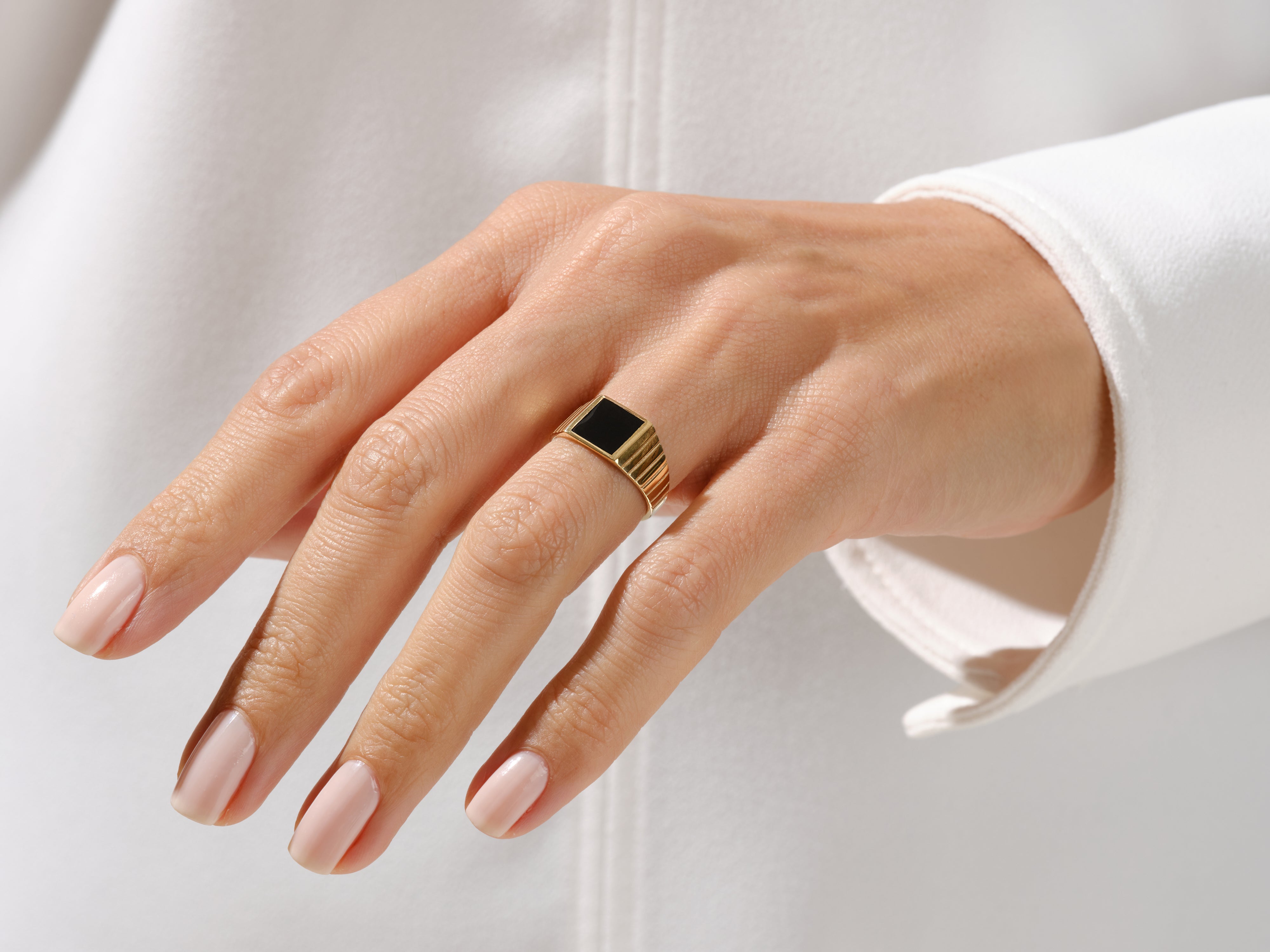 BLACK SQUARE SIGNET YÜZÜK